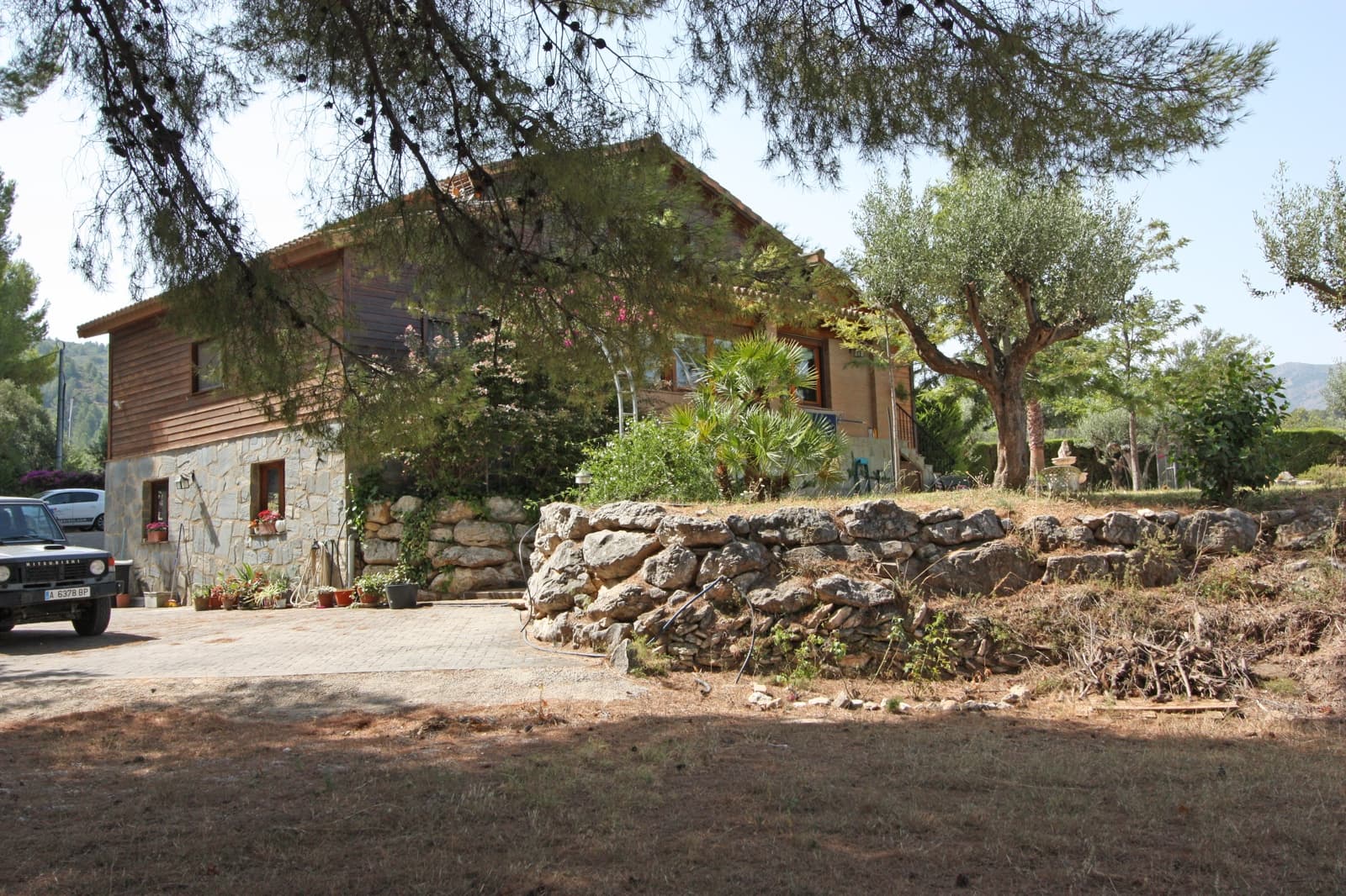 3 bedroom Villa for sale in Orba with pool garage - € 899,000 (Ref: 9832810)