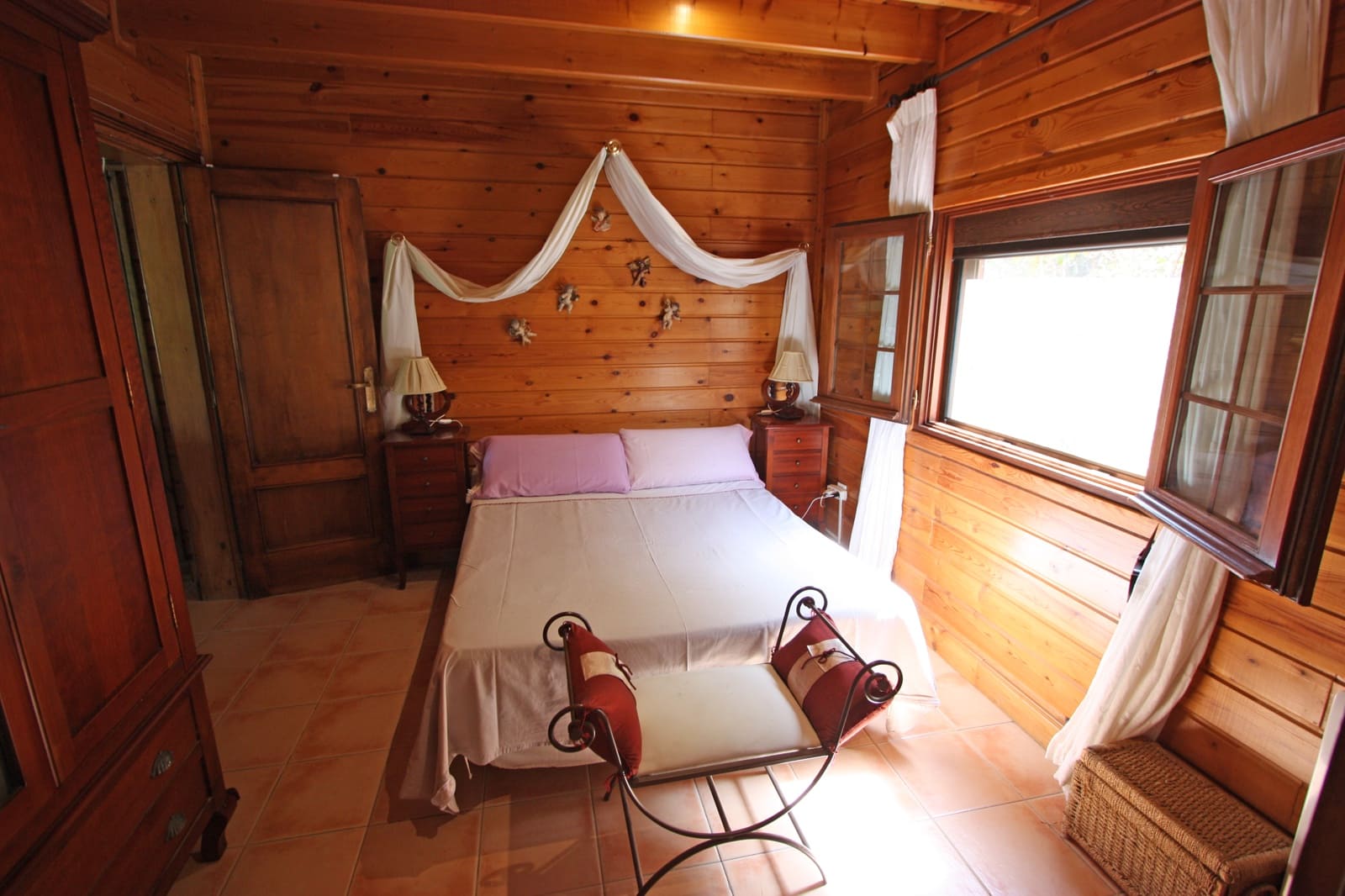 3 bedroom Villa for sale in Orba with pool garage - € 899,000 (Ref: 9832810)