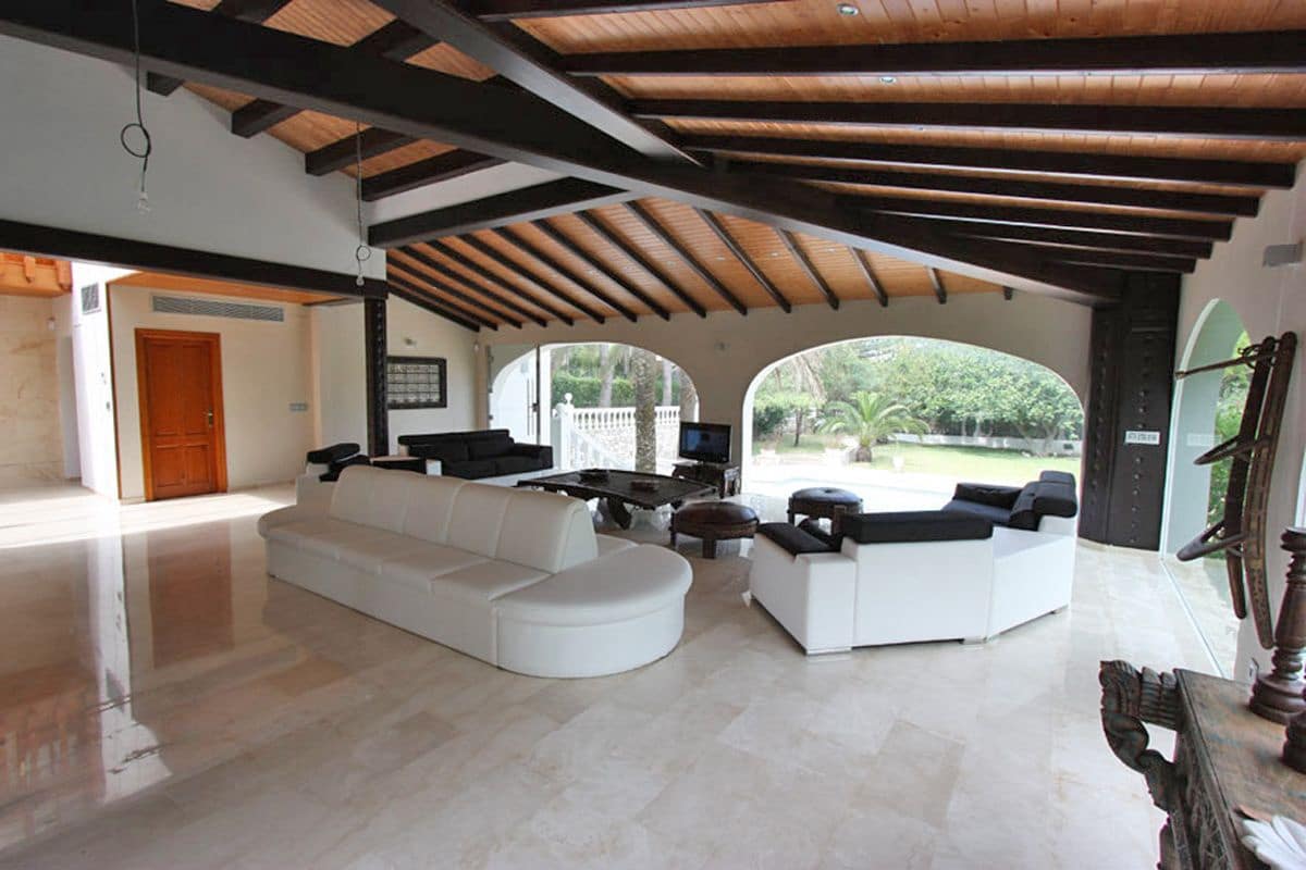 8 bedroom Villa for sale in Javea / Xabia with pool garage - € 2,100,000 (Ref: 9832816)