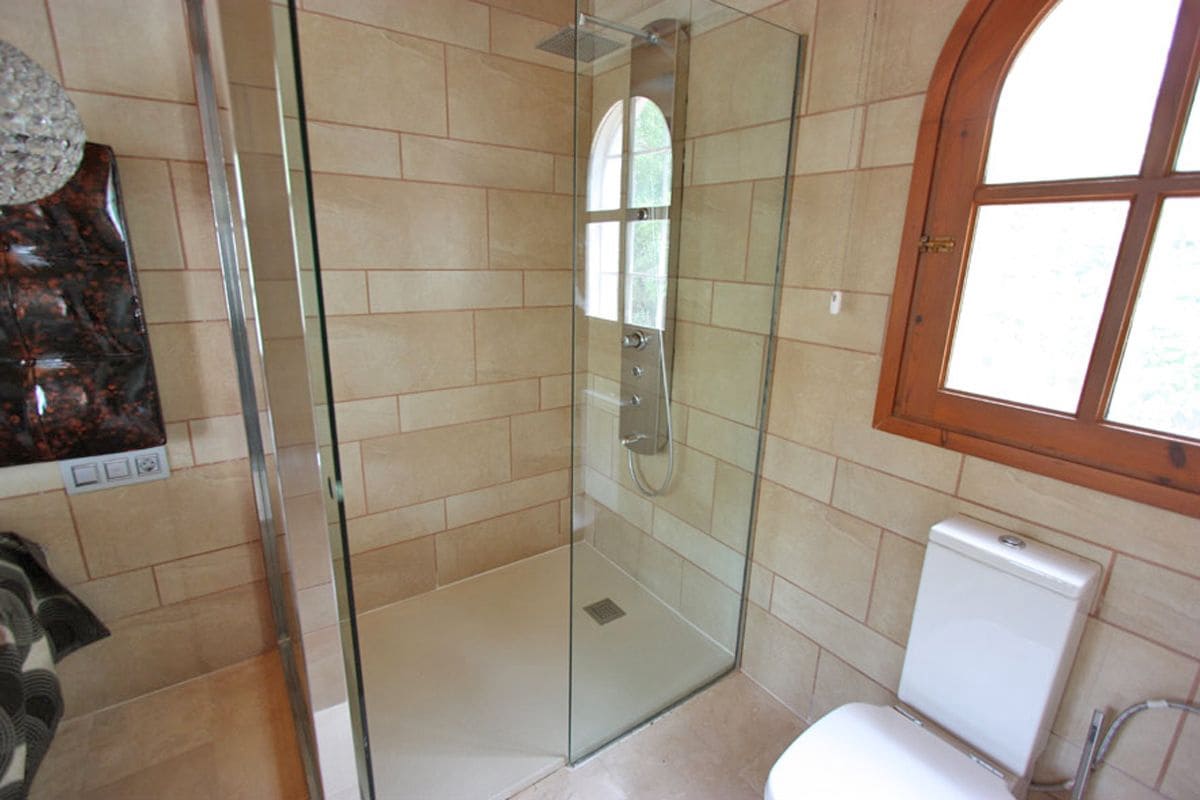 8 bedroom Villa for sale in Javea / Xabia with pool garage - € 2,100,000 (Ref: 9832816)