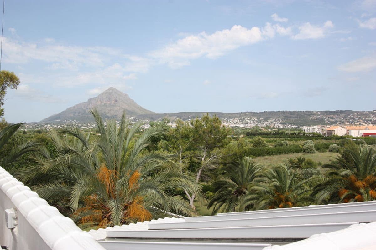 8 bedroom Villa for sale in Javea / Xabia with pool garage - € 2,100,000 (Ref: 9832816)