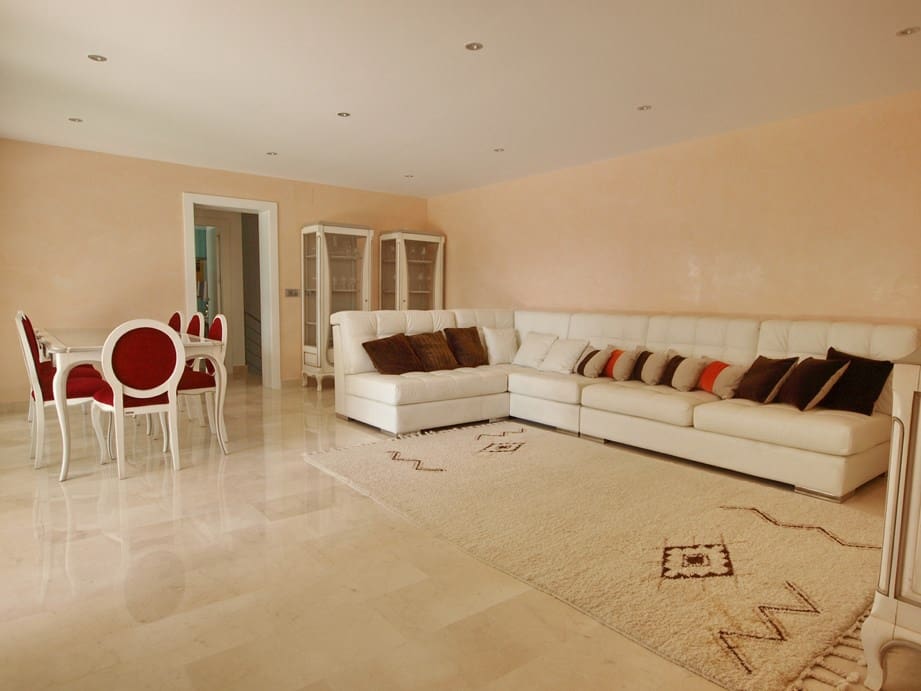 4 bedroom Villa for sale in Benissa with pool - € 1,350,000 (Ref: 9832821)