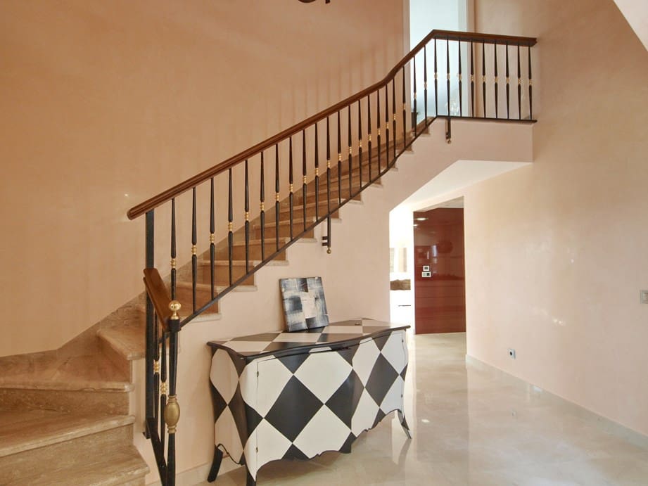 4 bedroom Villa for sale in Benissa with pool - € 1,350,000 (Ref: 9832821)