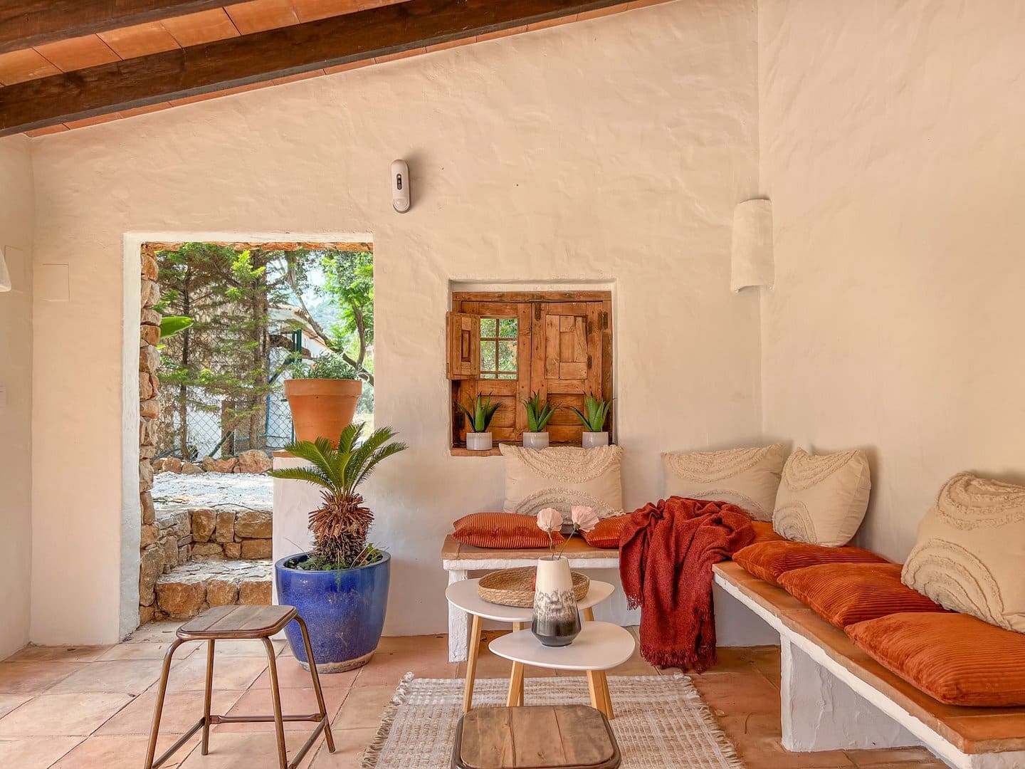 4 bedroom Villa for sale in Benissa - € 1,295,000 (Ref: 9832822)