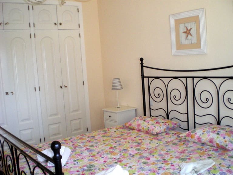 4 bedroom Villa for sale in Moraira - € 965,000 (Ref: 9832823)