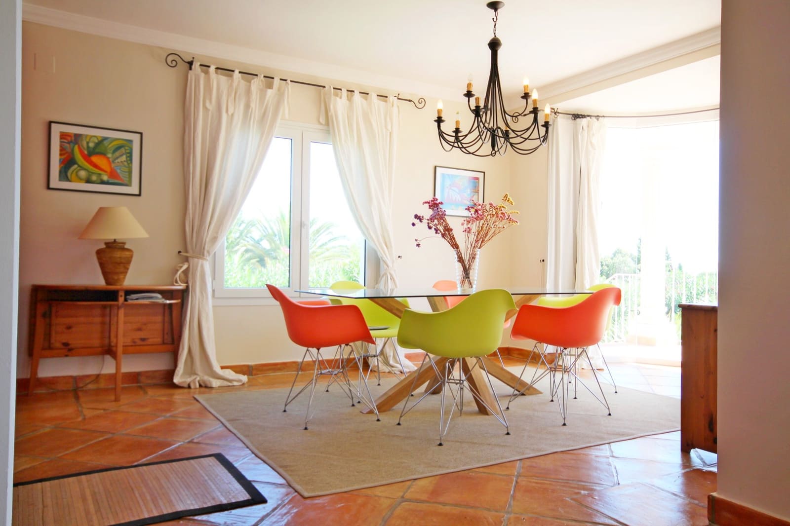 4 bedroom Villa for sale in Moraira - € 965,000 (Ref: 9832823)