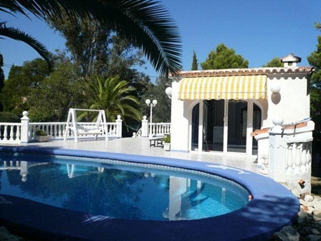 6 soveværelse Villa til salg i Denia med swimmingpool garage - € 790.000 (Ref: 9832824)