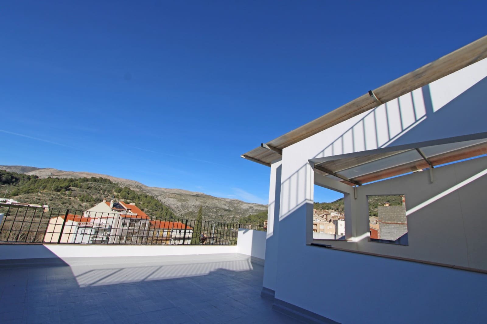 3 bedroom Townhouse for sale in Castell de Castells with garage - € 225,000 (Ref: 9832827)