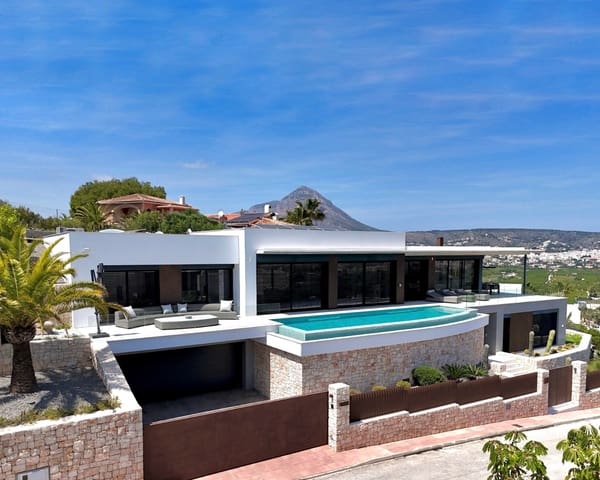 4 sypialnia Willa na sprzedaż w Javea / Xàbia z basenem - 3 200 000 € (Ref: 9873907)