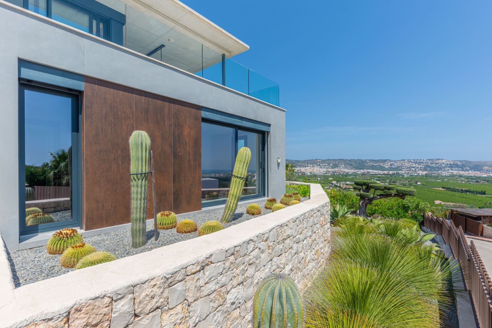 4 sypialnia Willa na sprzedaż w Javea / Xabia z basenem - 3 200 000 € (Ref: 9873907)
