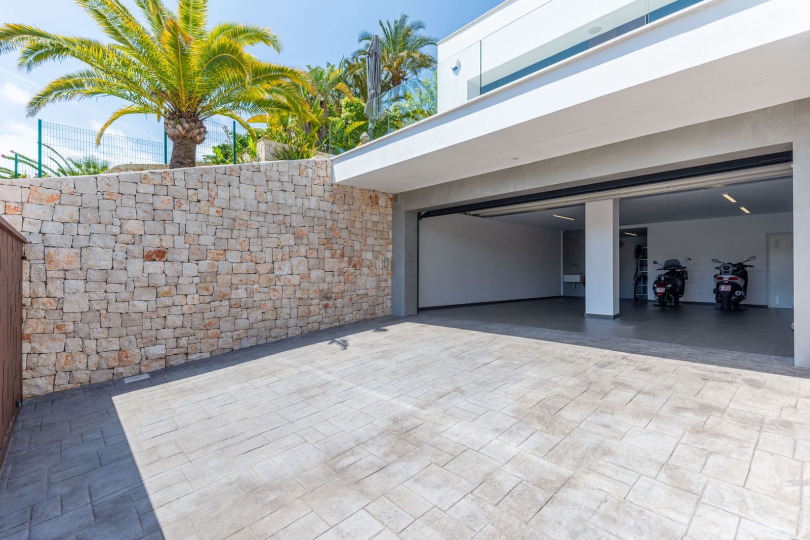 4 sypialnia Willa na sprzedaż w Javea / Xabia z basenem - 3 200 000 € (Ref: 9873907)