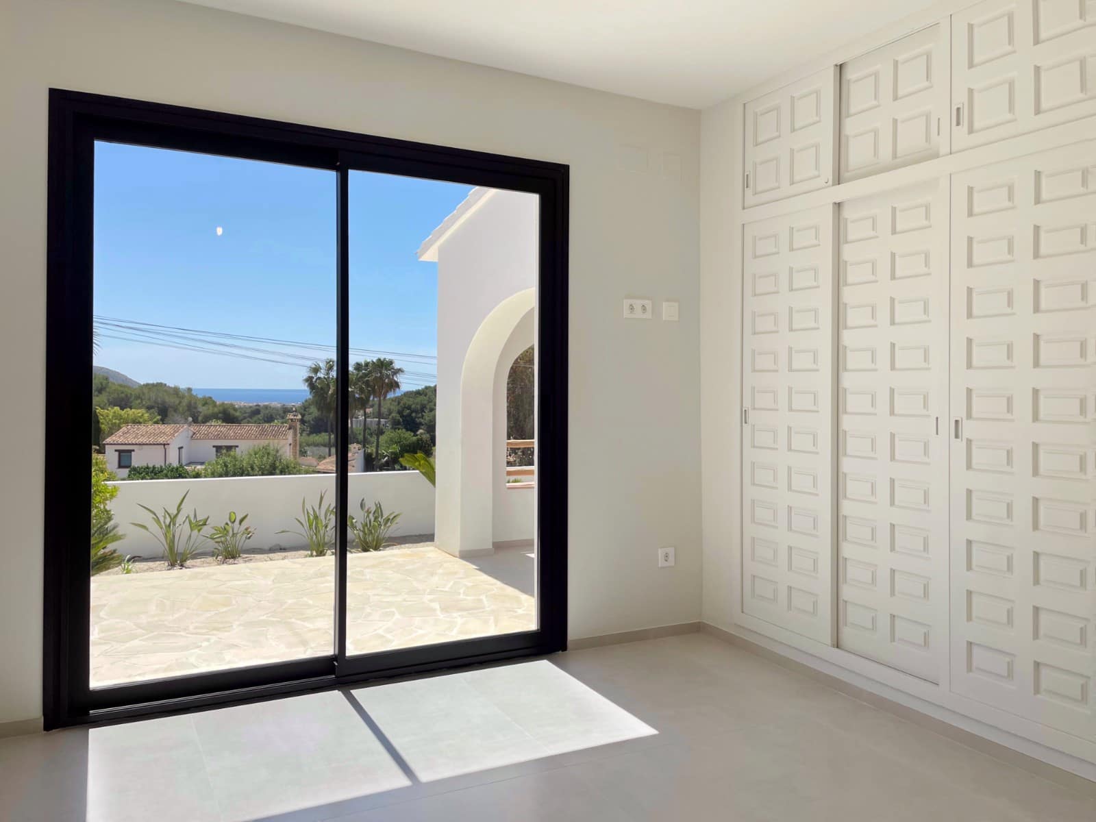 3 bedroom Villa for sale in Moraira - € 1,250,000 (Ref: 9873909)