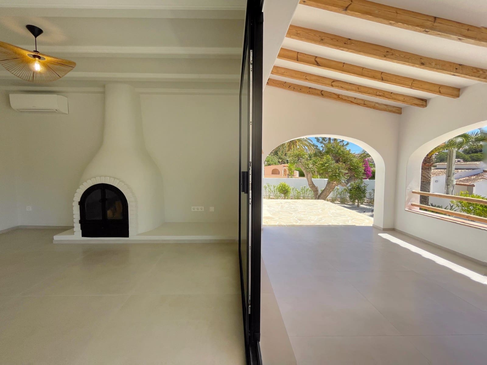3 bedroom Villa for sale in Moraira - € 1,250,000 (Ref: 9873909)