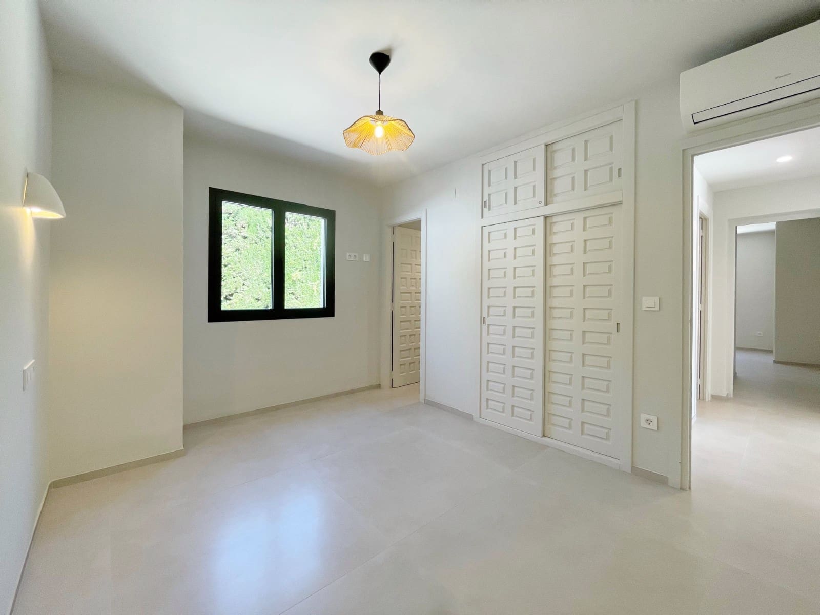 3 bedroom Villa for sale in Moraira - € 1,250,000 (Ref: 9873909)