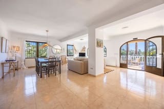 3 chambre Villa/Maison à vendre à Benissa avec piscine garage - 690 000 € (Ref: 9877011)