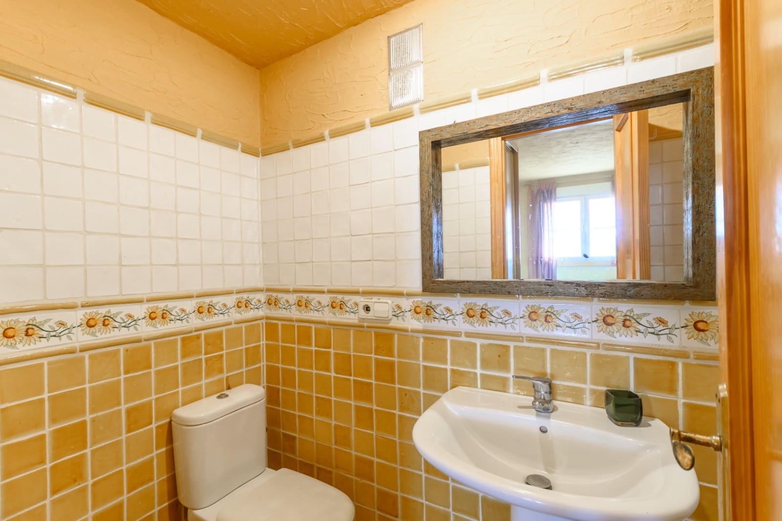 1 sovrum Lägenhet till salu i Moraira - 199 000 € (Ref: 9891108)