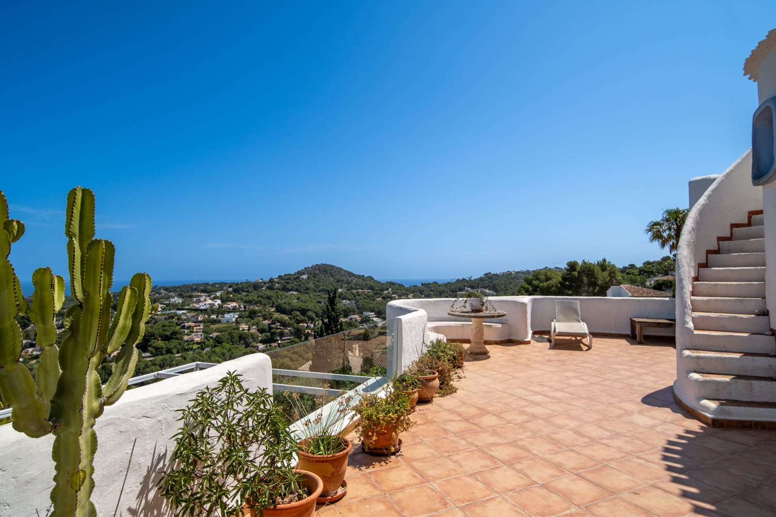 Chalet de 5 habitaciones en Javea / Xàbia en venta con garaje - 970.000 € (Ref: 9944885)