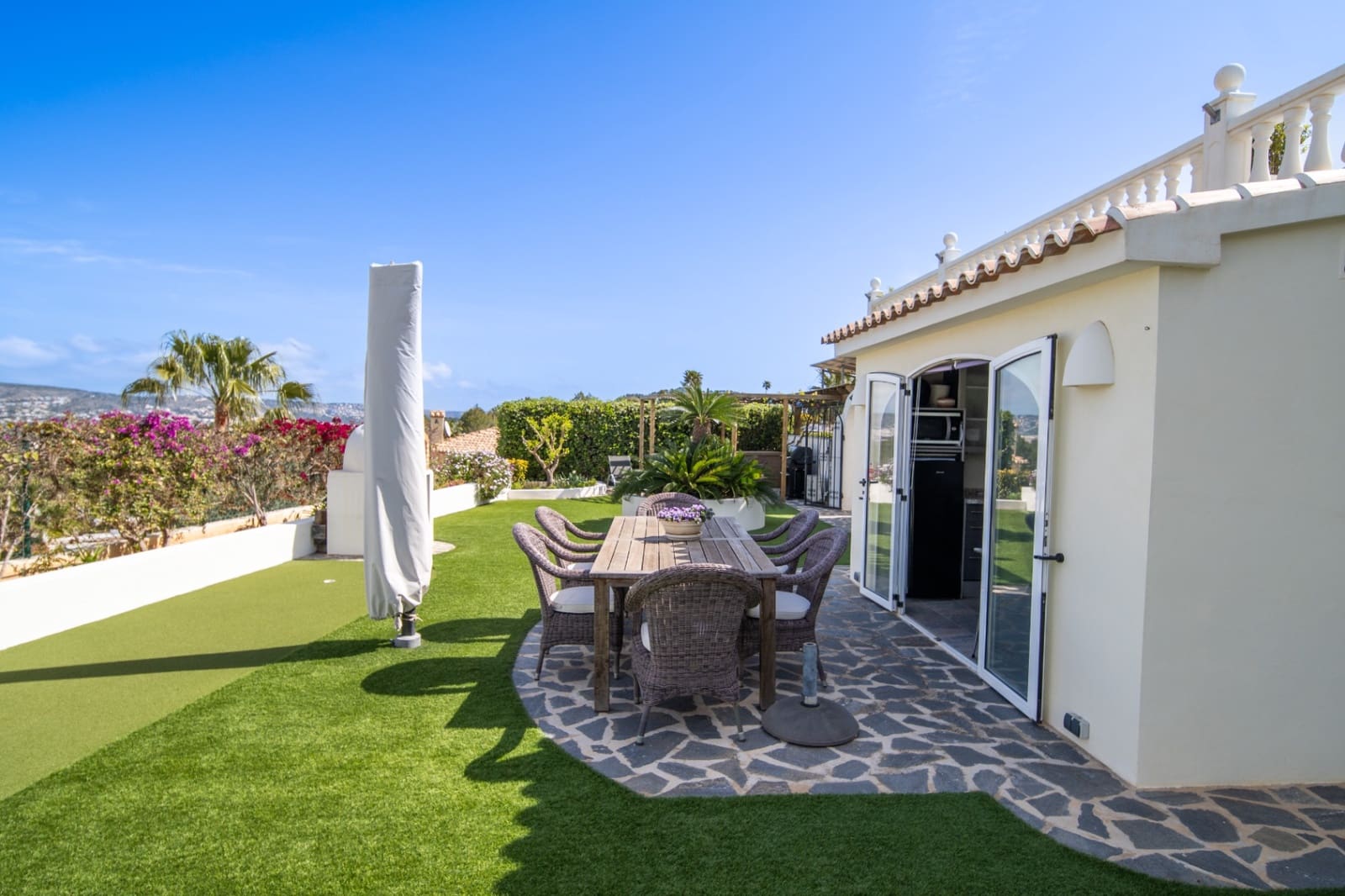 4 sypialnia Willa na sprzedaż w Javea / Xabia z garażem - 995 000 € (Ref: 9944888)
