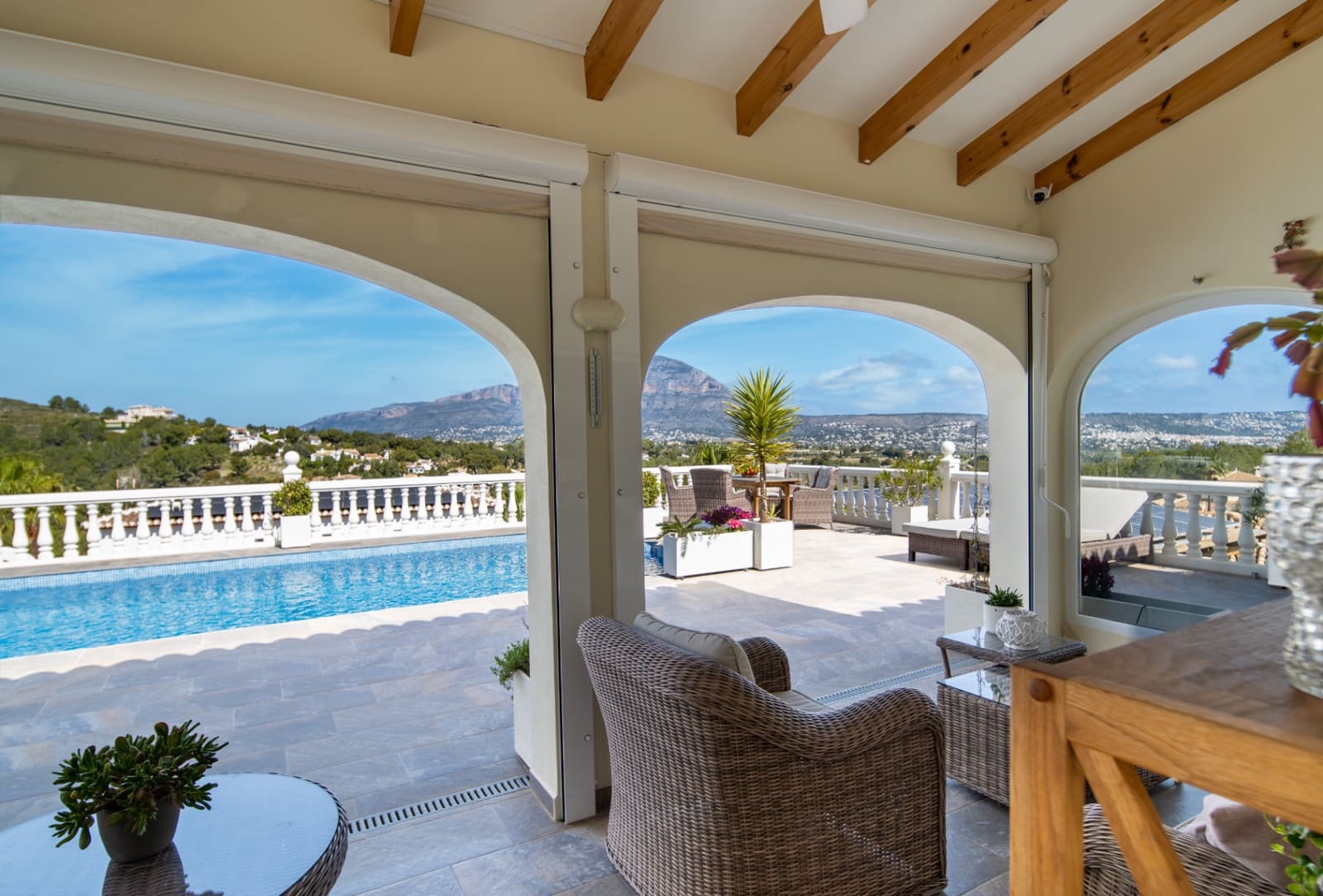 4 sypialnia Willa na sprzedaż w Javea / Xabia z garażem - 995 000 € (Ref: 9944888)