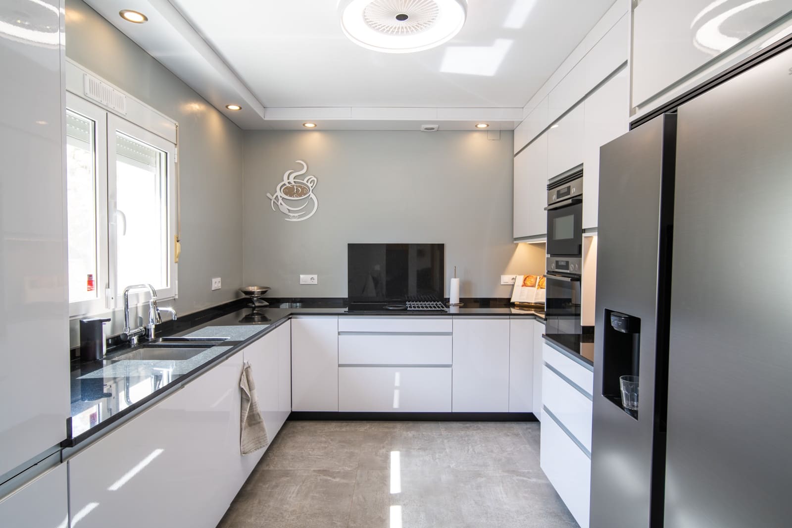 4 sypialnia Willa na sprzedaż w Javea / Xabia z garażem - 995 000 € (Ref: 9944888)