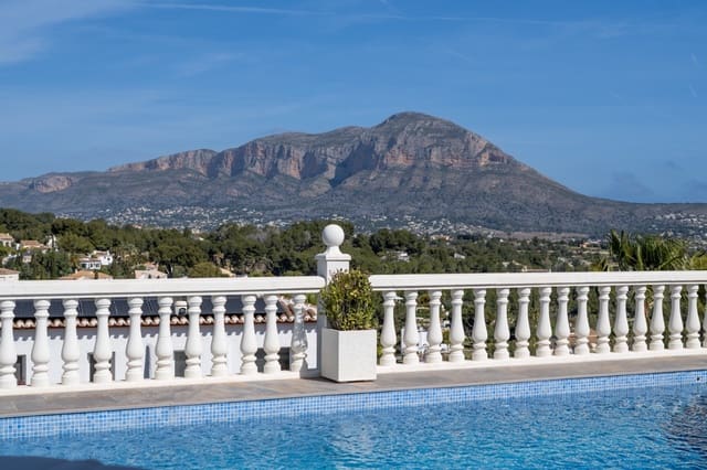 4 sypialnia Willa na sprzedaż w Javea / Xàbia z garażem - 995 000 € (Ref: 9944888)