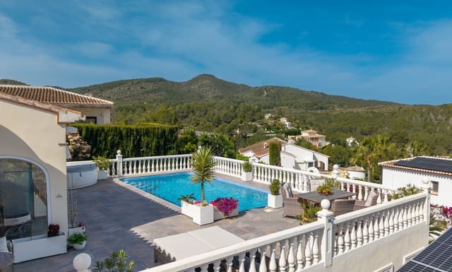 4 sypialnia Willa na sprzedaż w Javea / Xàbia z garażem - 995 000 € (Ref: 9944888)