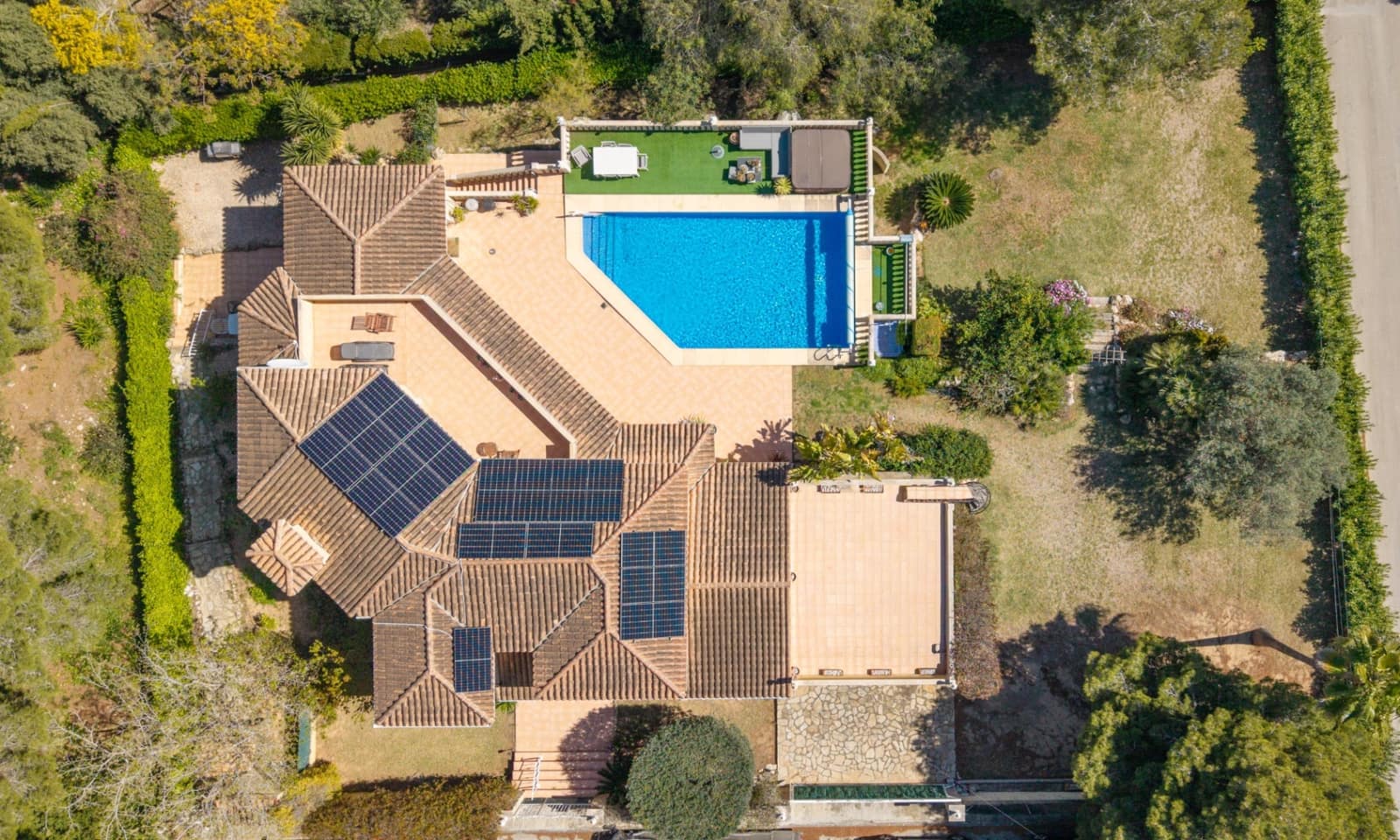 6 soverom Villa til salgs i Javea / Xabia med garasje - € 1 150 000 (Ref: 9944889)