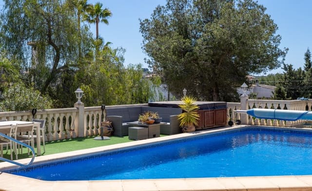 6 soverom Villa til salgs i Javea / Xàbia med garasje - € 1 150 000 (Ref: 9944889)