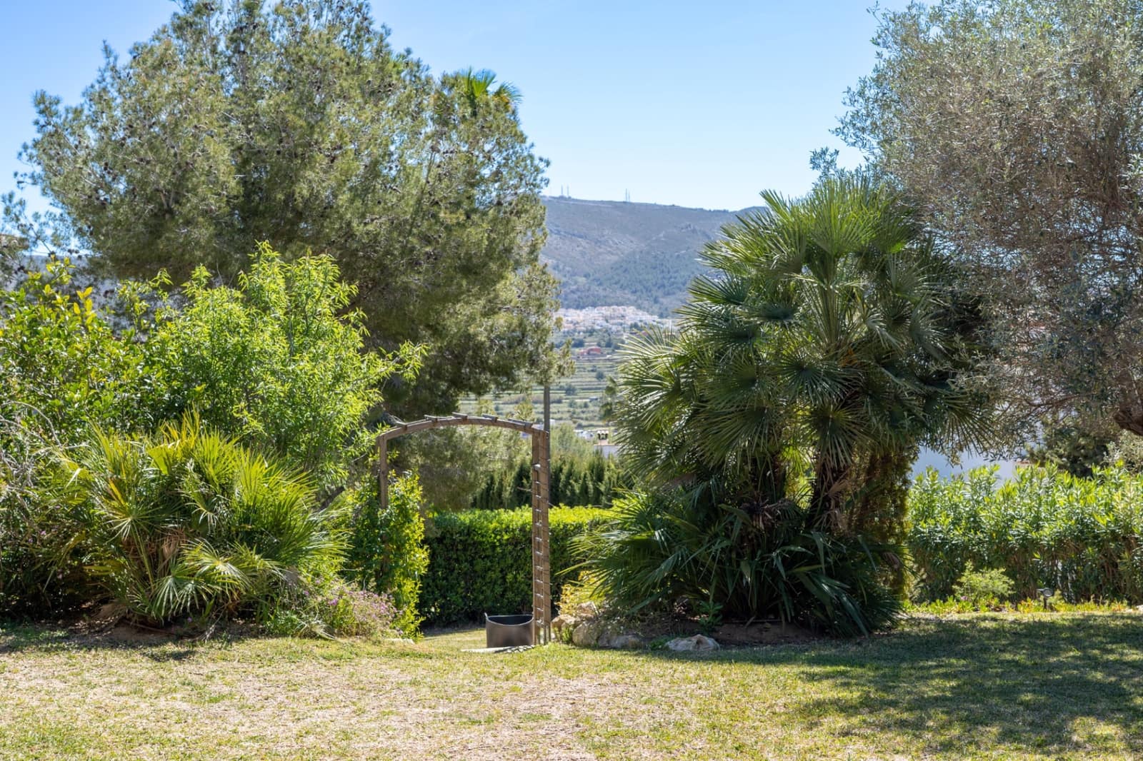 6 soverom Villa til salgs i Javea / Xabia med garasje - € 1 150 000 (Ref: 9944889)