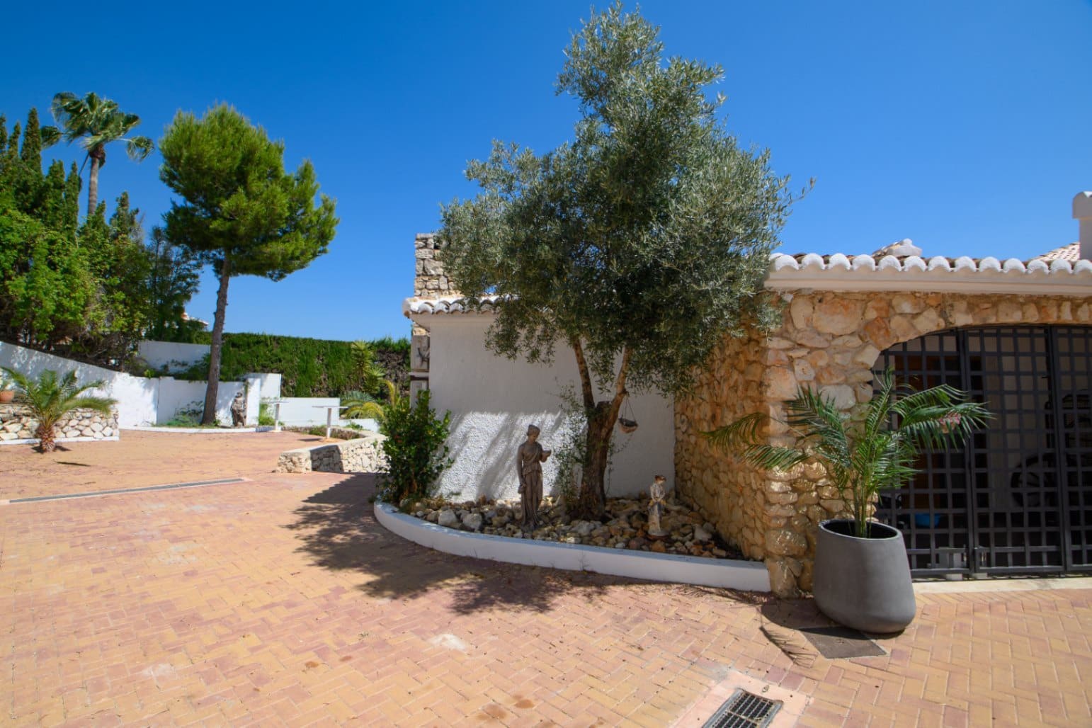 5 sovrum Villa till salu i Javea / Xabia med pool garage - 1 699 000 € (Ref: 9958189)