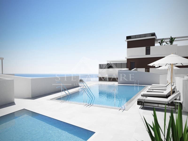 2 bedroom Apartment for sale in Torre de Benagalbon with pool garage - € 440,000 (Ref: 7692936)