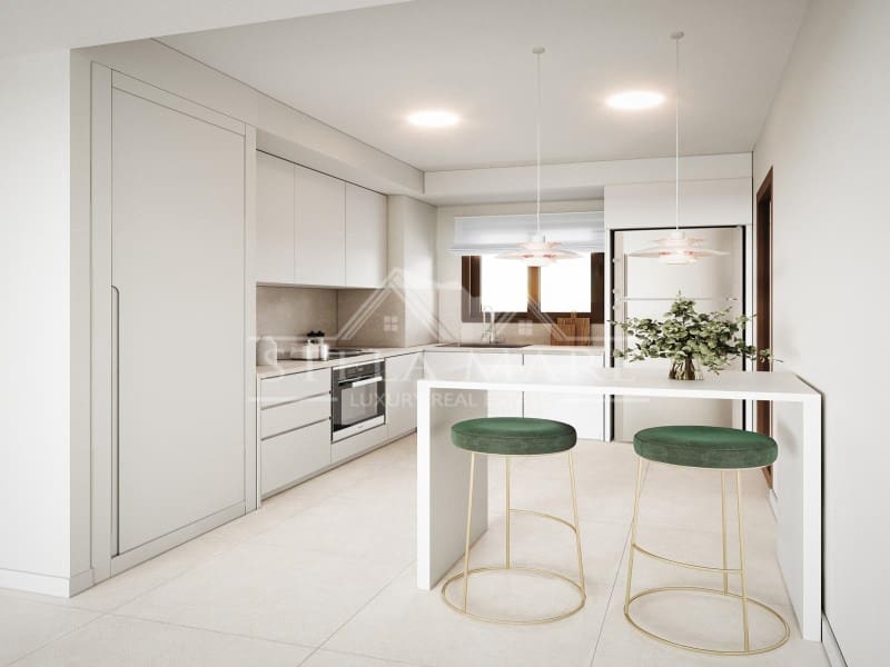 2 bedroom Apartment for sale in Torre de Benagalbon with pool garage - € 440,000 (Ref: 7692936)