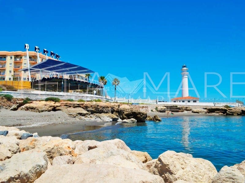 2 soverom Penthouse til salgs i Torrox med svømmebasseng garasje - € 305 000 (Ref: 8877760)