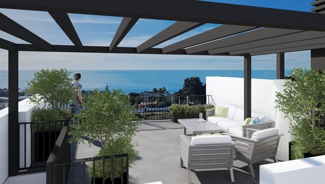 3 makuuhuone Huvila myytävänä paikassa Capistrano, Nerja mukana uima-altaan 
autotalli - 650 000 € (Ref: 8913328)