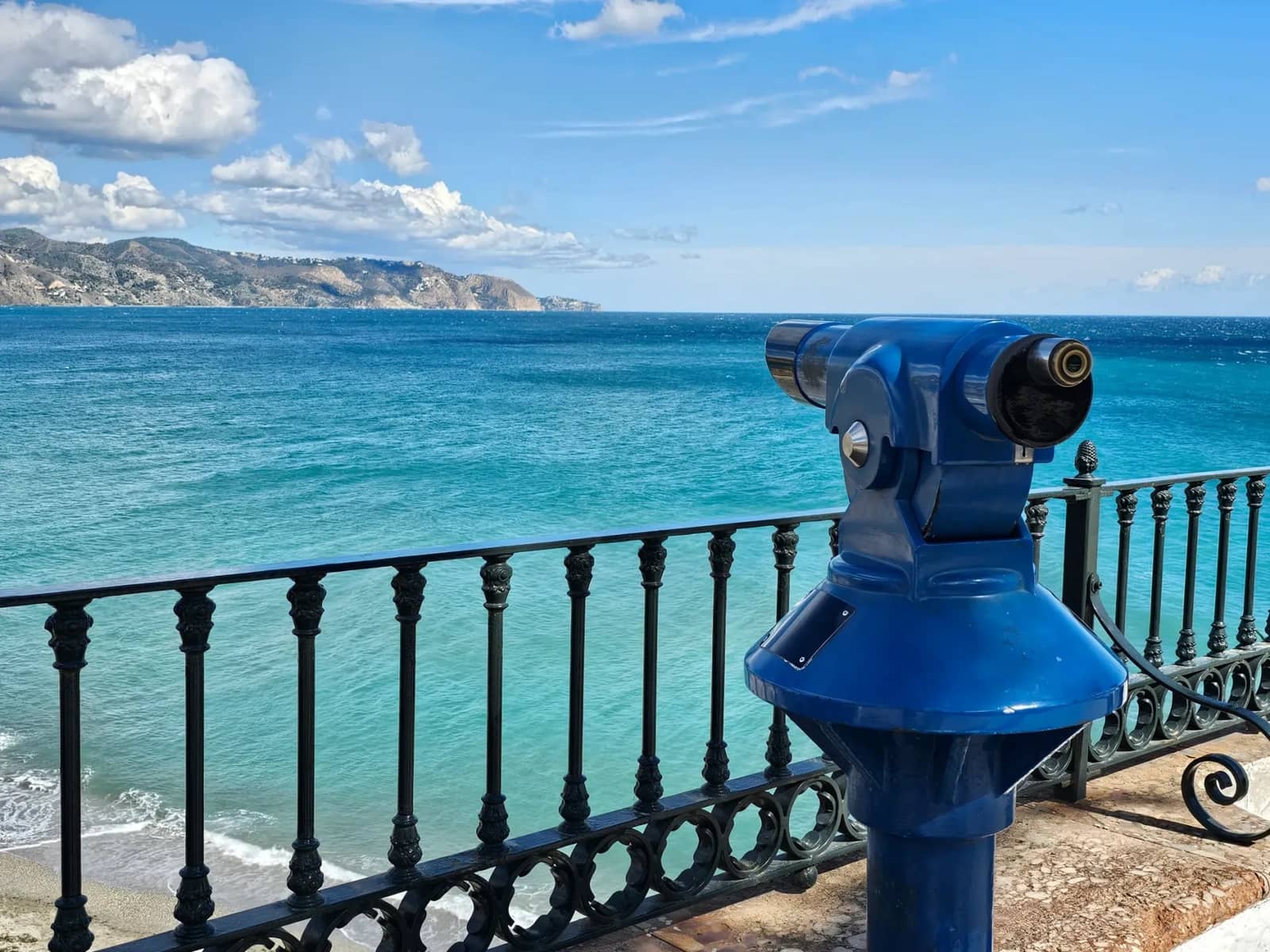 3 bedroom Apartment for sale in Nerja with pool garage - € 875,000 (Ref: 9003695)