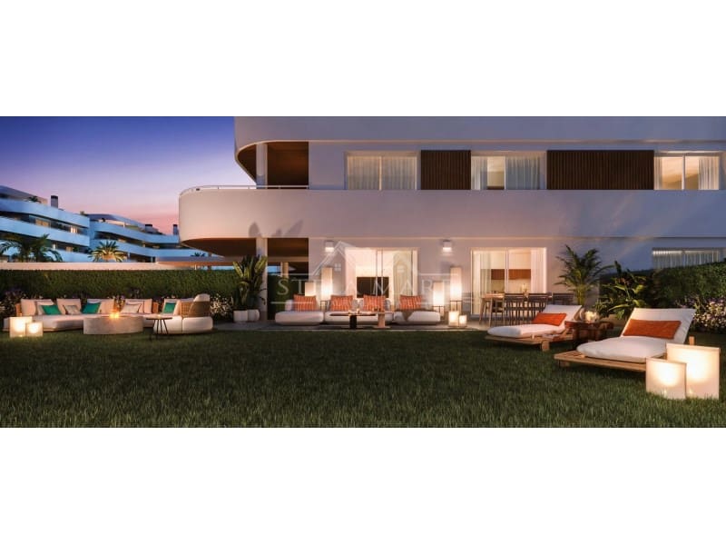 2 soveværelse Penthouse til salg i Torrox-Costa med garage - € 596.000 (Ref: 9110650)