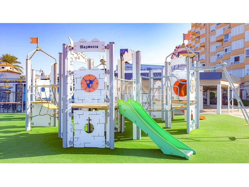 2 soveværelse Penthouse til salg i Torrox-Costa med garage - € 489.000 (Ref: 9110651)