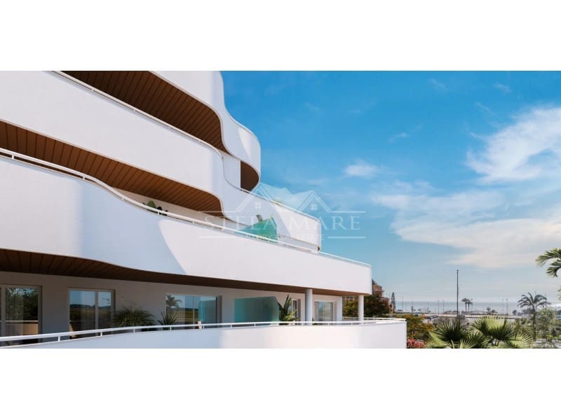 2 slaapkamer Appartement te koop in Torrox-Costa met garage - € 329.000 (Ref: 9110654)