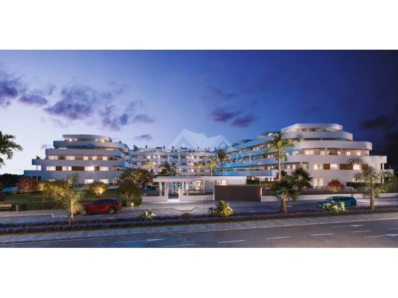 2 slaapkamer Appartement te koop in Torrox-Costa met garage - € 329.000 (Ref: 9110654)