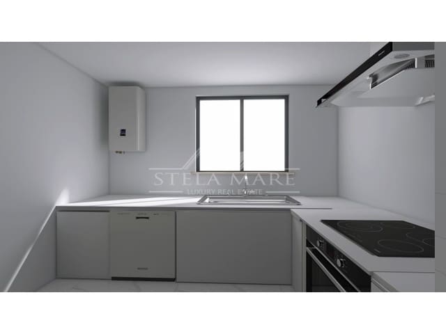 2 soveværelse Byhus til salg i Avda Pescia - Ctra de Frigiliana, Nerja med garage - € 315.000 (Ref: 9761840)