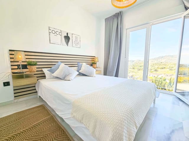 2 camera da letto Casa in vendita in Avda Pescia - Ctra de Frigiliana, Nerja con garage - 315.000 € (Rif: 9761840)