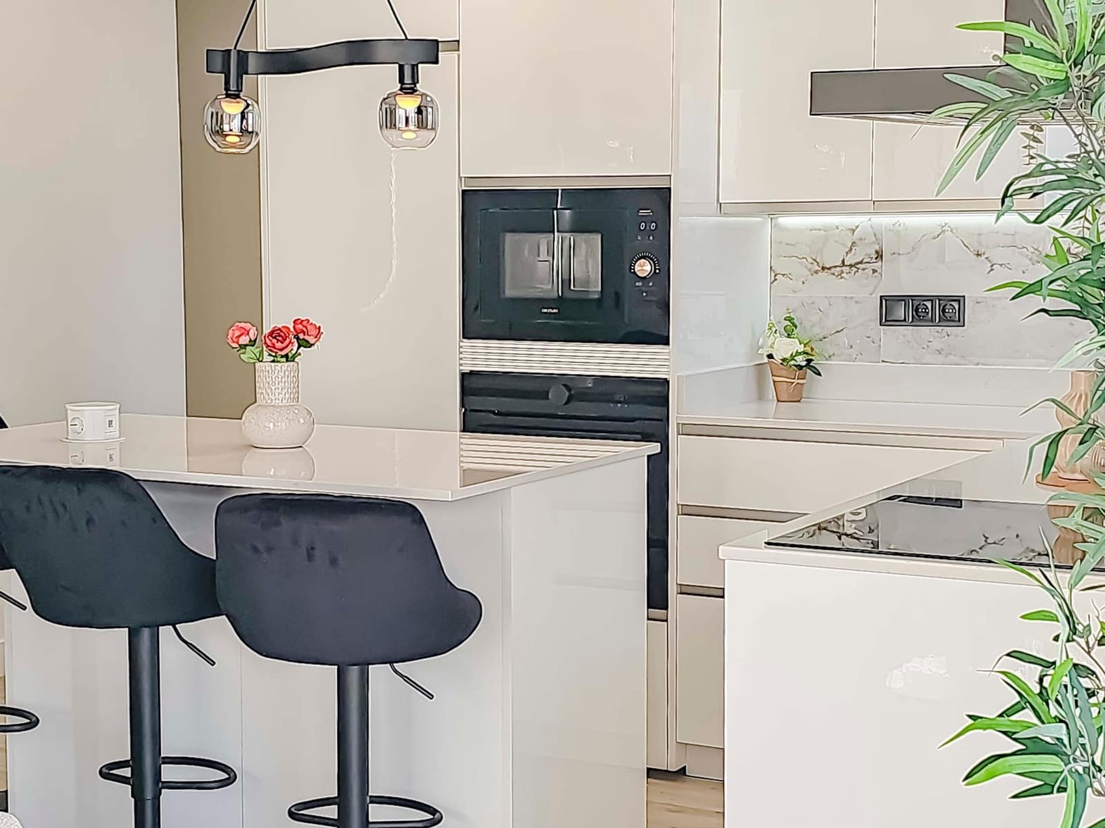 2 slaapkamer Appartement te koop in Nerja - € 450.000 (Ref: 9777921)