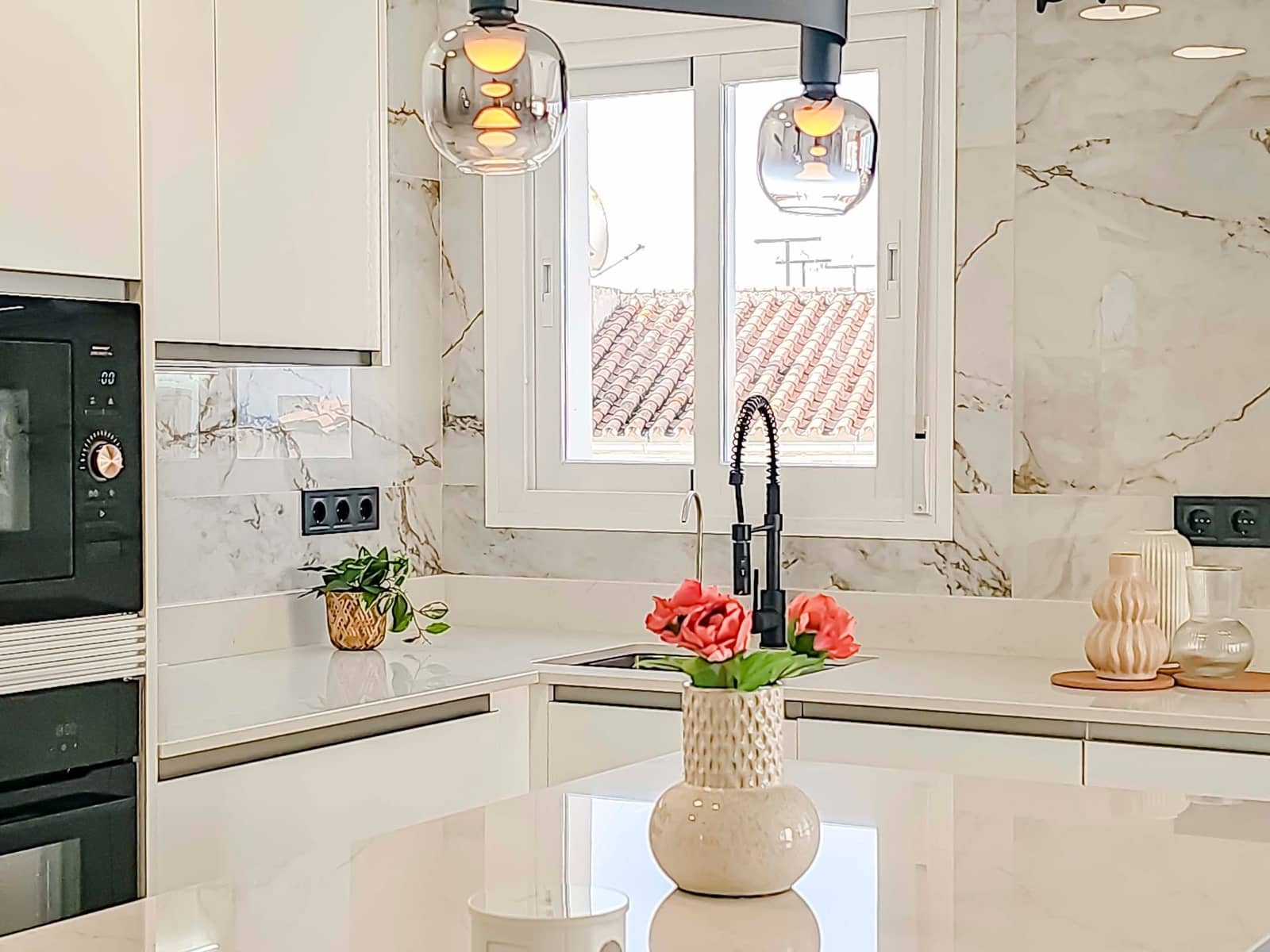 2 slaapkamer Appartement te koop in Nerja - € 450.000 (Ref: 9777921)