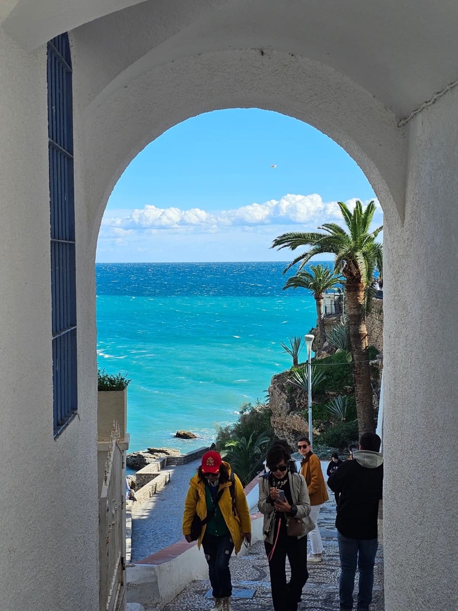 2 slaapkamer Appartement te koop in Nerja - € 450.000 (Ref: 9777921)