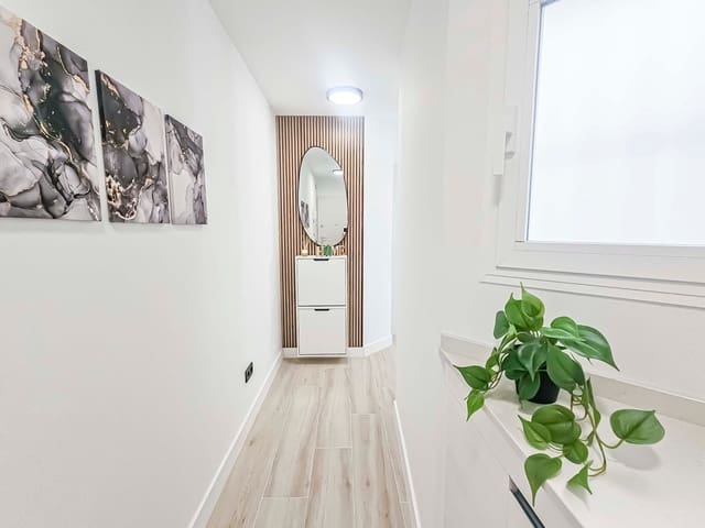 2 slaapkamer Appartement te koop in Centro, Nerja - € 450.000 (Ref: 9777921)