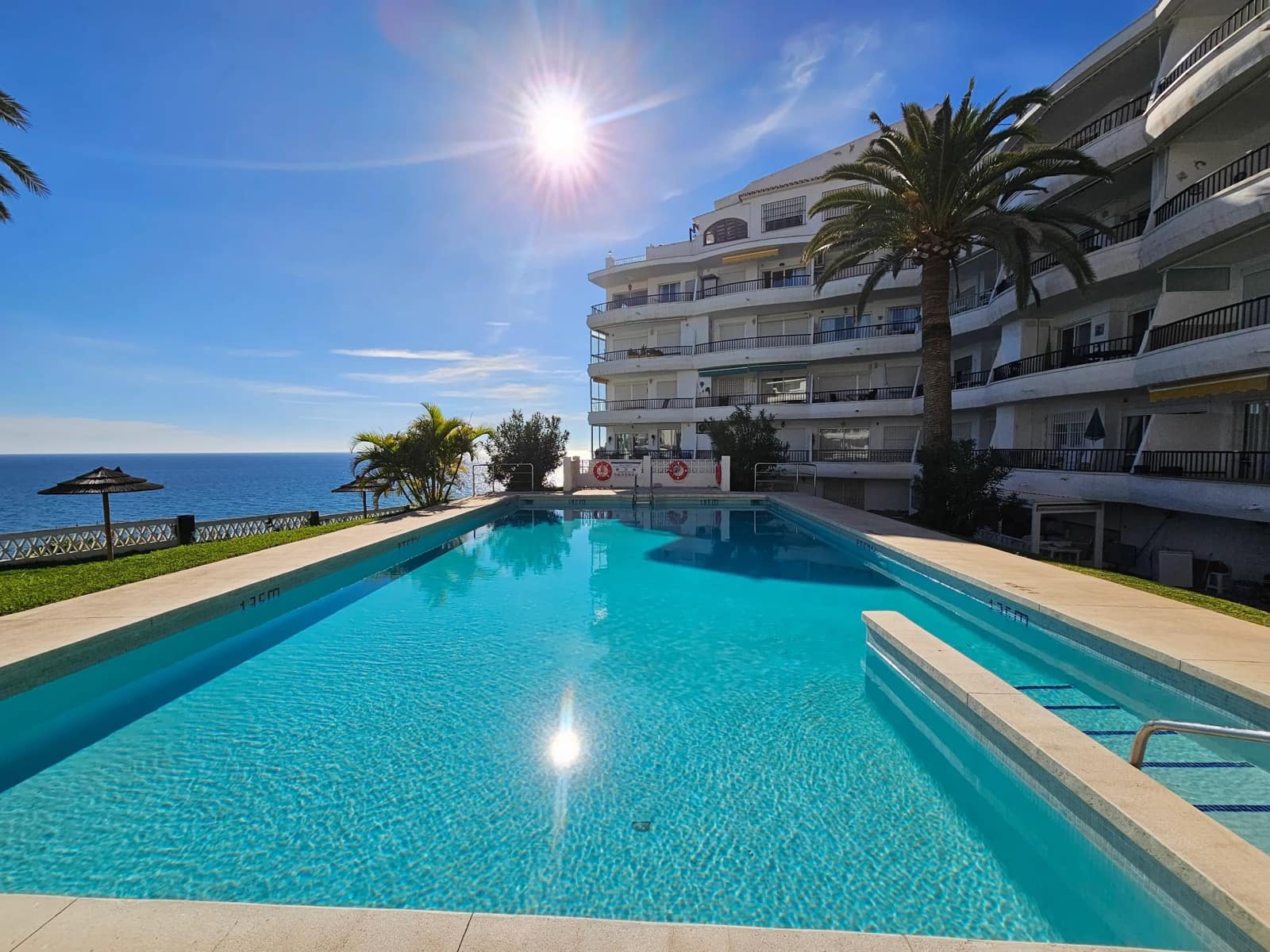 2 slaapkamer Appartement te koop in Nerja - € 450.000 (Ref: 9777921)