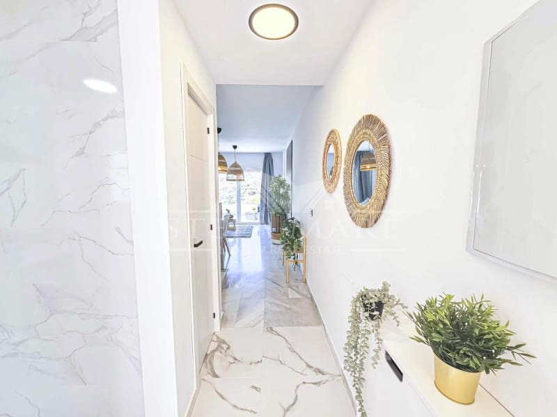 2 soverom Hus til salgs i Nerja med garasje - € 315 000 (Ref: 9820280)