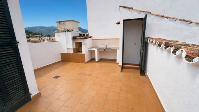4 bedroom Townhouse for sale in Pollensa / Pollença - € 390,000 (Ref: 10004718)