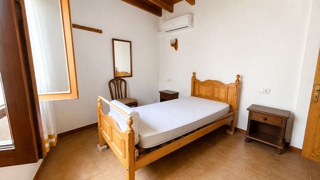 4 bedroom Townhouse for sale in Pollensa / Pollença - € 390,000 (Ref: 10004718)