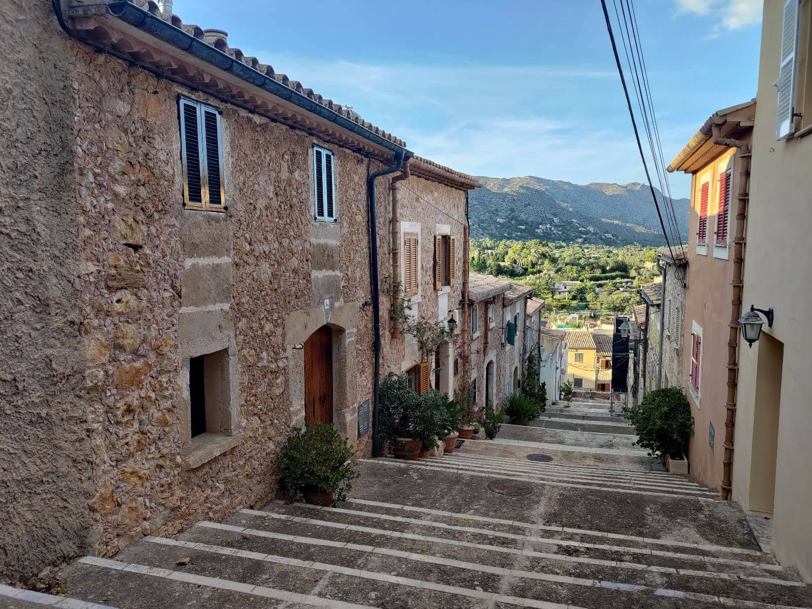 4 bedroom Townhouse for sale in Pollensa / Pollenca - € 390,000 (Ref: 10004718)